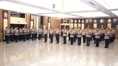 Polri Gelar Upacara Korps Raport Kenaikan Pangkat Pejabat Tinggi