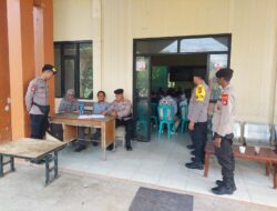 Personel Polres Bima Kota Laksanakan Pengamanan di Tingkat PPK Jelang Rekapitulasi Kecamatan