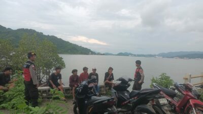 Libur Aman di Batu Nangkok: Polsek Sekotong Gencarkan Patroli & Kampanye Anti Narkoba