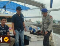 Tingkatkan Keselamatan Berlayar, Sat Polairud Polres Bima Kota Gelar Patroli dan Edukasi untuk Nelayan