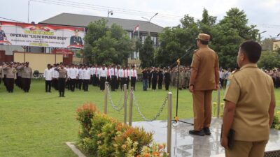 Pj Wali Kota Bima Pimpin Apel Gelar Pasukan Pengamanan Malam Pergantian Tahun BaruPj Wali Kota Bima Pimpin Apel Gelar Pasukan Pengamanan Malam Pergantian Tahun Baru
